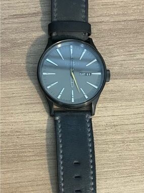 Nixon Sentry Watch - gunmetal/black dial with a black leather band
